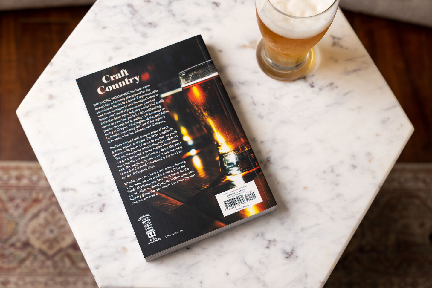 Drink the Pacific Northwest: The Ultimate Guide to Breweries, Distilleries, and Wineries in the Northwest