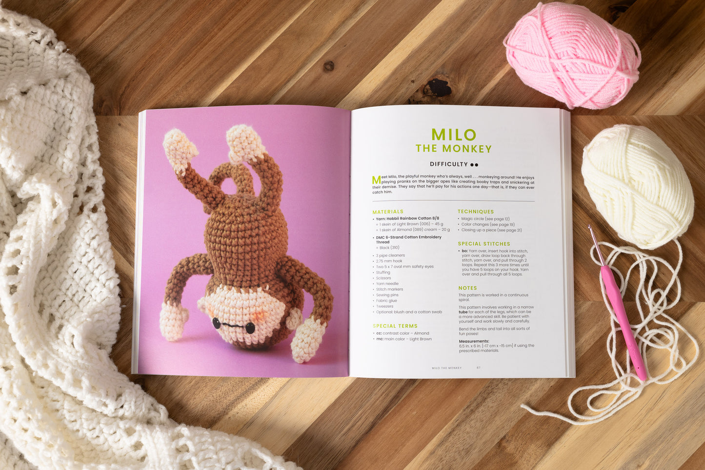 Amigurumi Critters: 25 Imaginative Crochet Designs for All Skill Levels