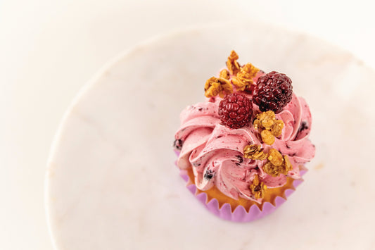Blackberry Crumble Cupcakes