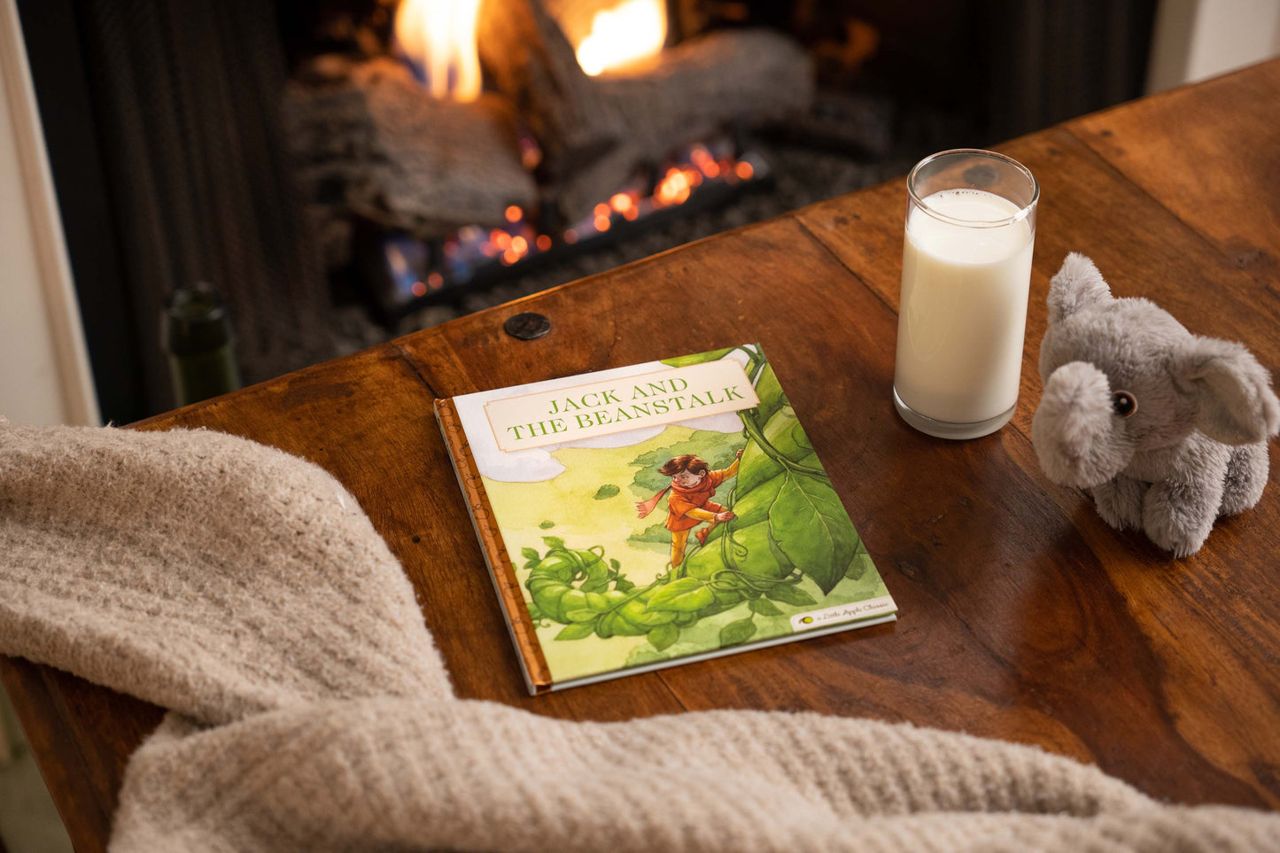 Jack and the Beanstalk: A Little Apple Classic