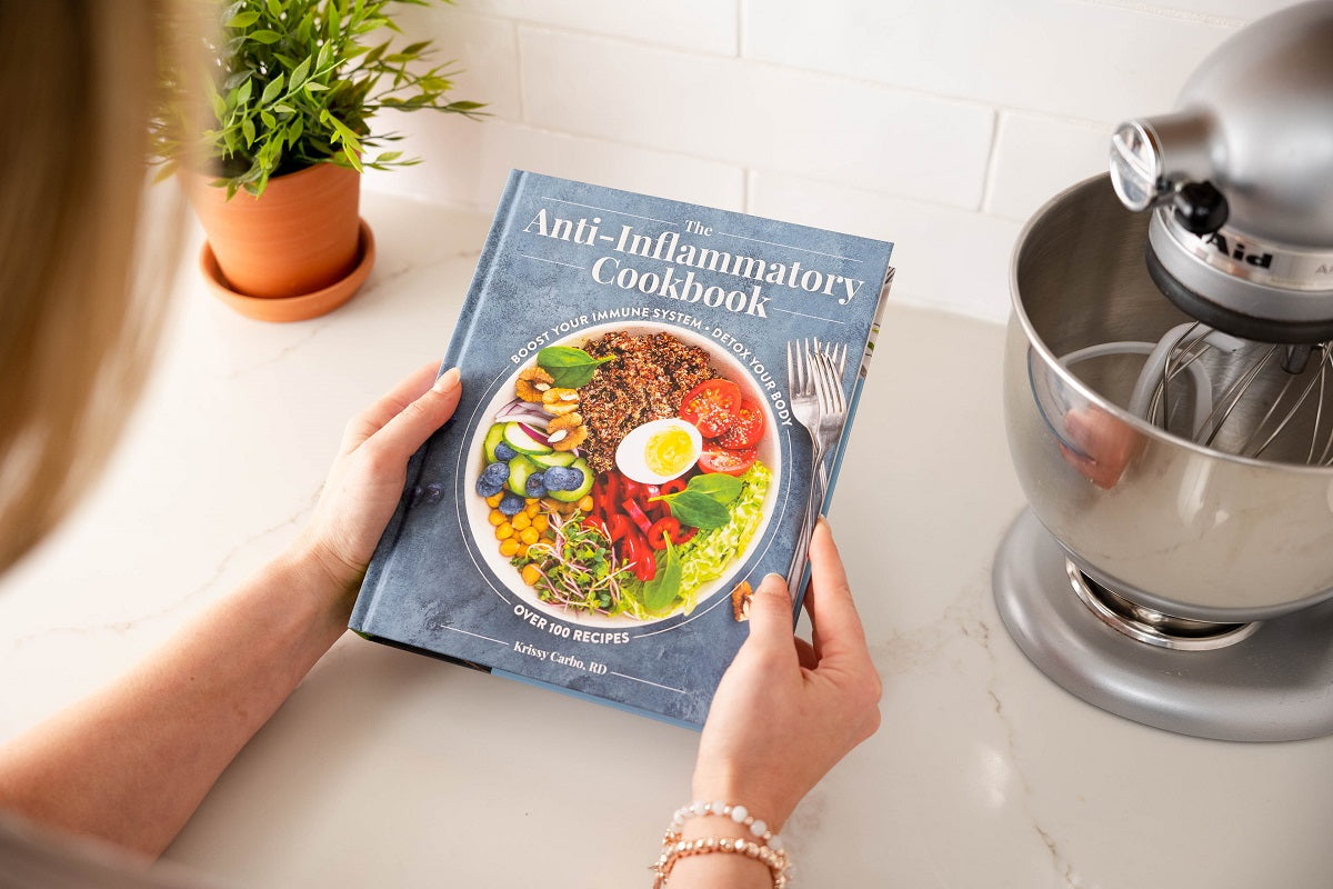 The Anti-Inflammatory Cookbook: Boost Your Immune System, Detox Your Body, Over 100 Recipes