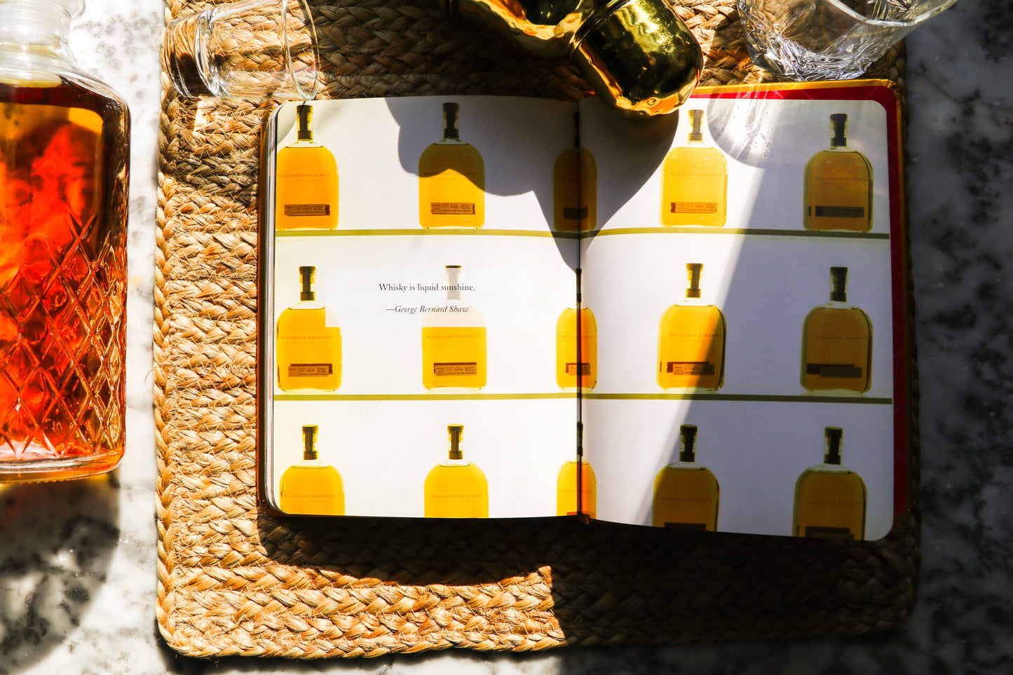 Drink Whiskey: A Collection of Bourbon, Rye, and Scotch Whisky Cocktails