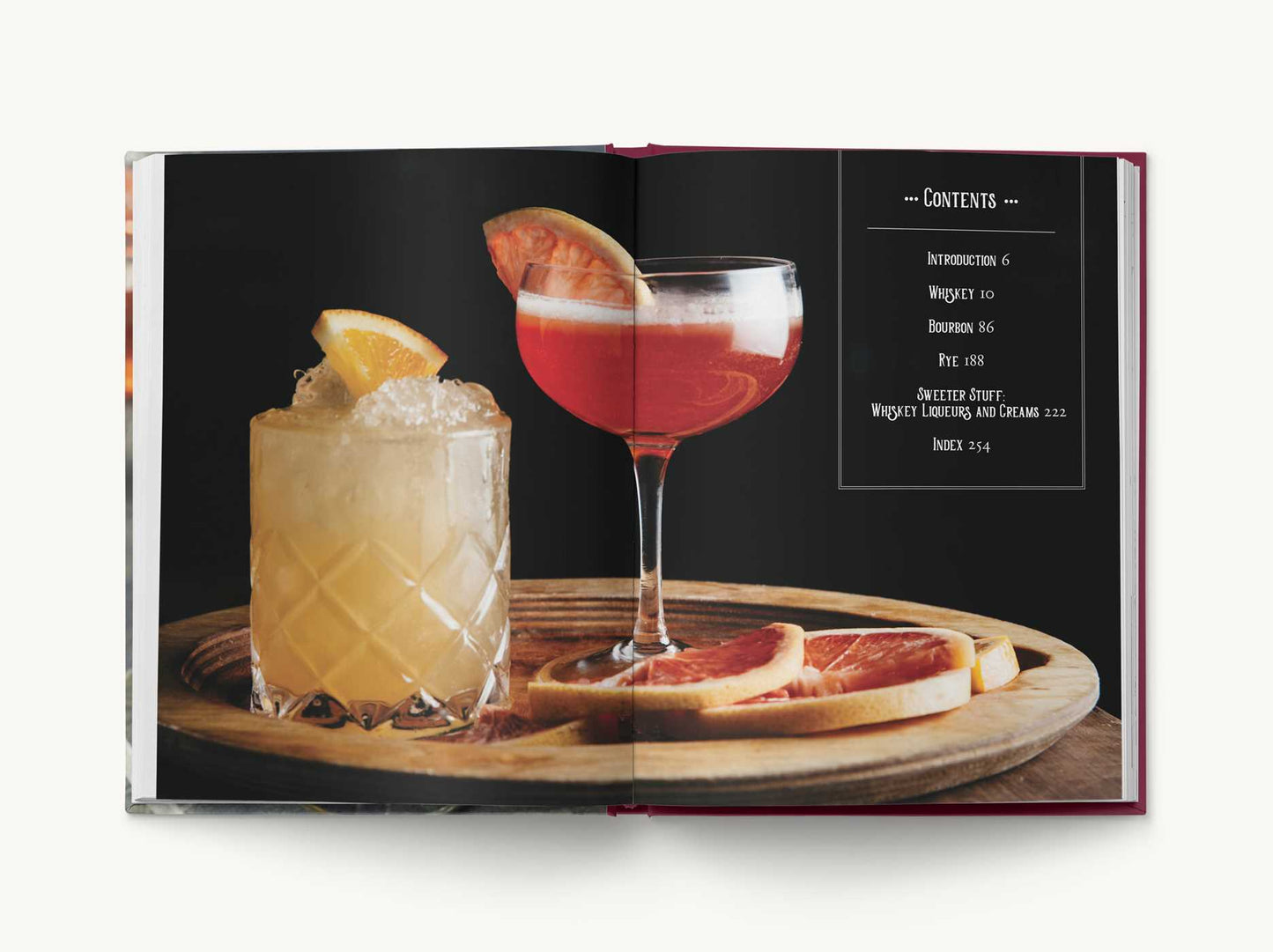 Whiskey Cocktails: A Curated Collection of Over 100 Recipes, From Old School Classics to Modern Originals (Cocktail Recipes, Whisky Scotch Bourbon Drinks, Home Bartender, Mixology, Drinks & Beverages Cookbook)